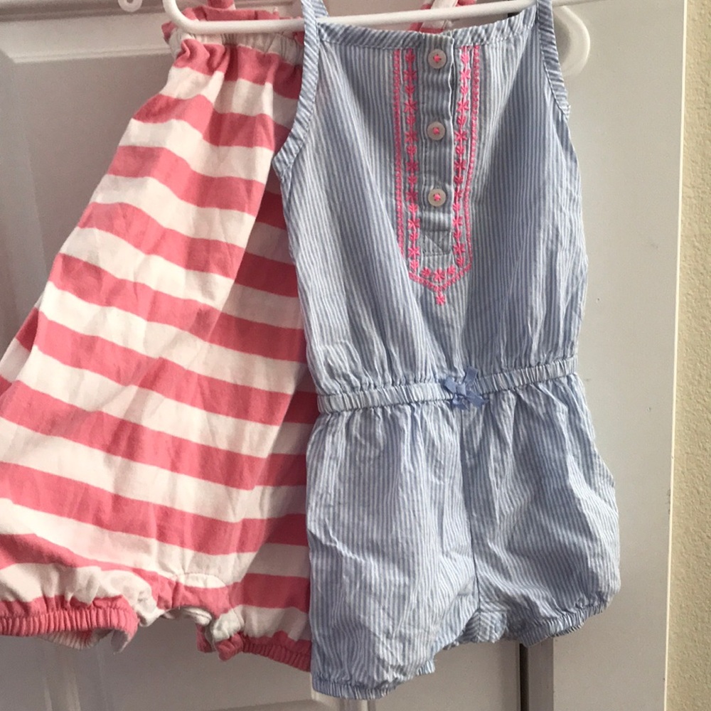 CUTE LITTLE ROMpERS 12months size!